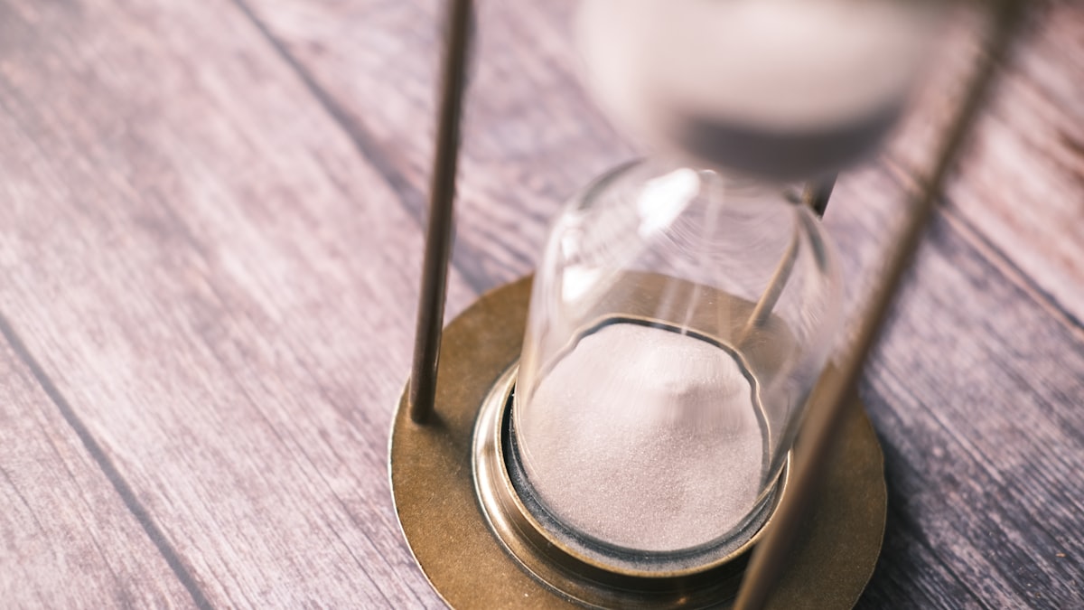 Cada compra de bitcoin feita por meio de um ETF tira moedas de circulação no mercado, e essa escassez crescente é um dos motores por trás da alta recente.